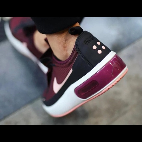 NEW WITH BOX NIKE AIR‎ MAX DIA WINTER MAROON WOMEN Sz 8.5 SLIP-ON SNEAKER SHOES - Picture 5 of 11